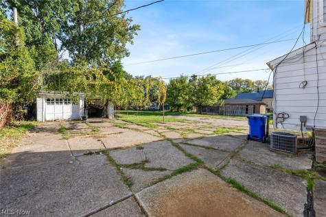 17422 Puritas Avenue Cleveland OH 44135