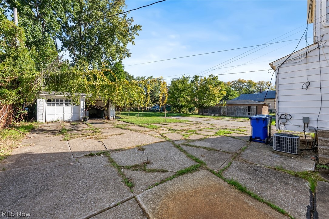 17422 Puritas Avenue Cleveland OH 44135