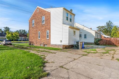 17422 Puritas Avenue Cleveland OH 44135