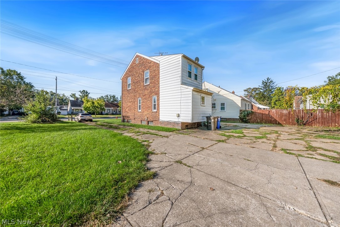17422 Puritas Avenue Cleveland OH 44135