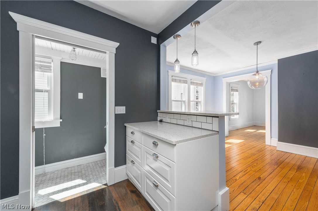 1355 Kenilworth Avenue Lakewood OH 44107