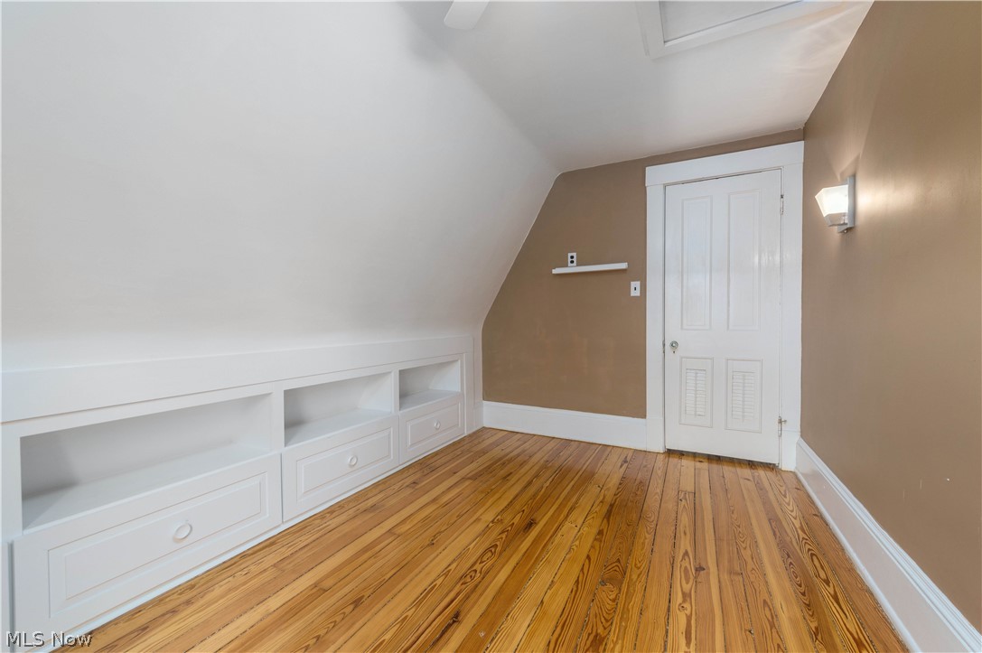 1355 Kenilworth Avenue Lakewood OH 44107