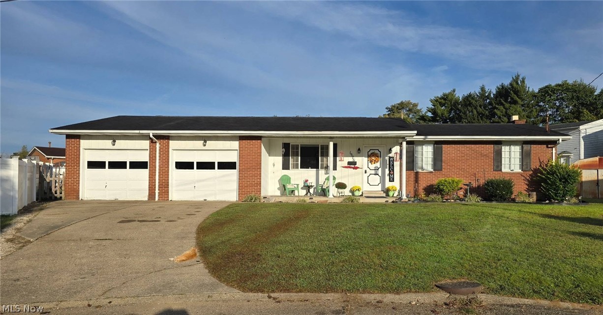 1576 Suzanne Circle Belpre OH 45714