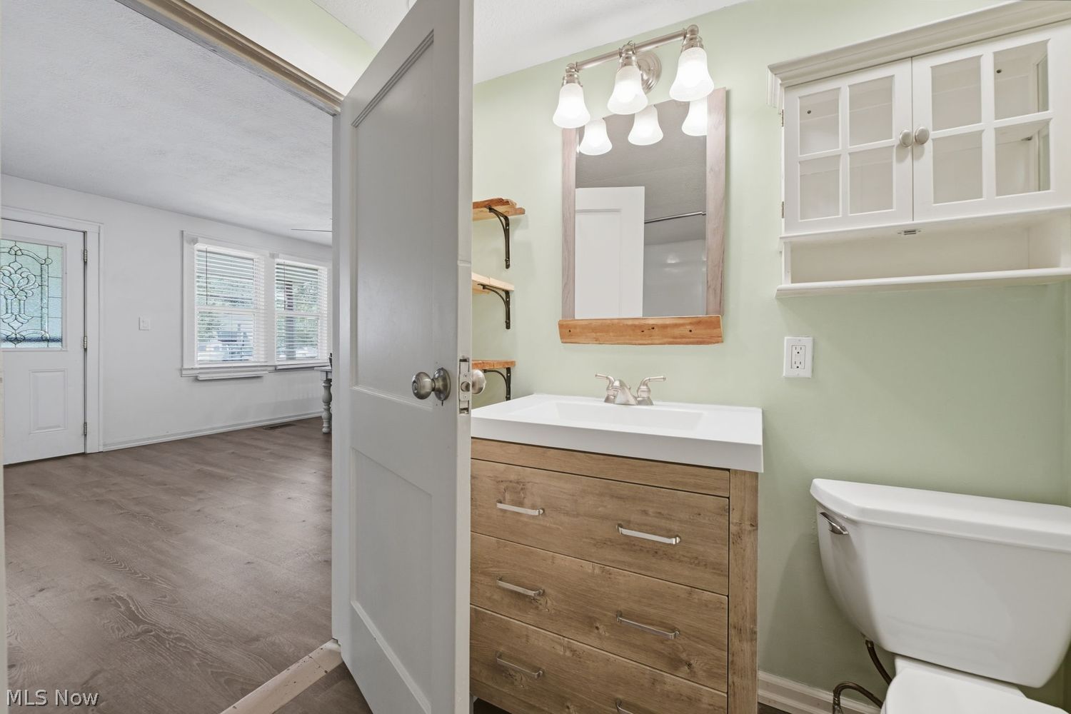 9767 Columbia Road Olmsted Falls OH 44138