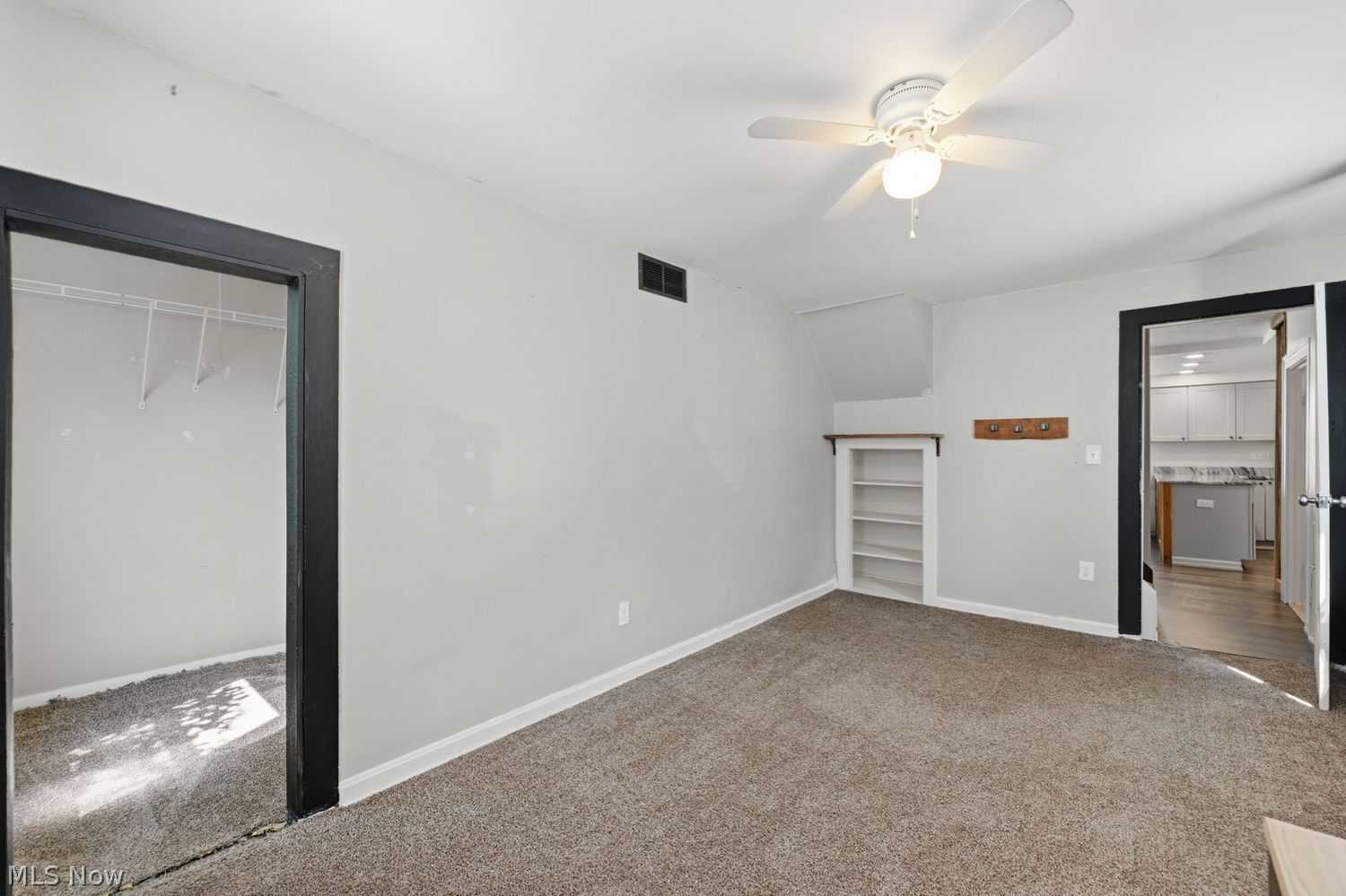 9767 Columbia Road Olmsted Falls OH 44138