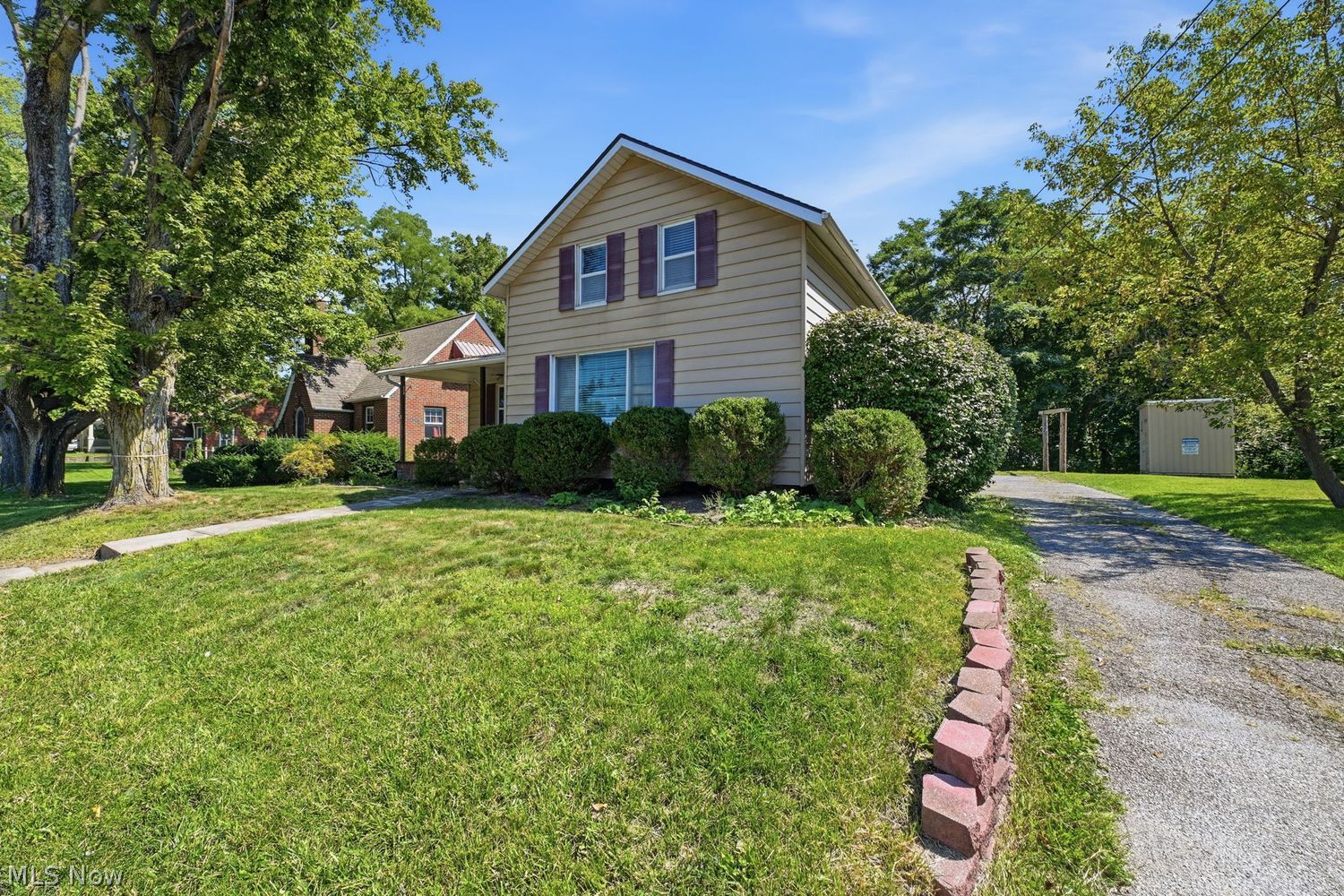 9767 Columbia Road Olmsted Falls OH 44138
