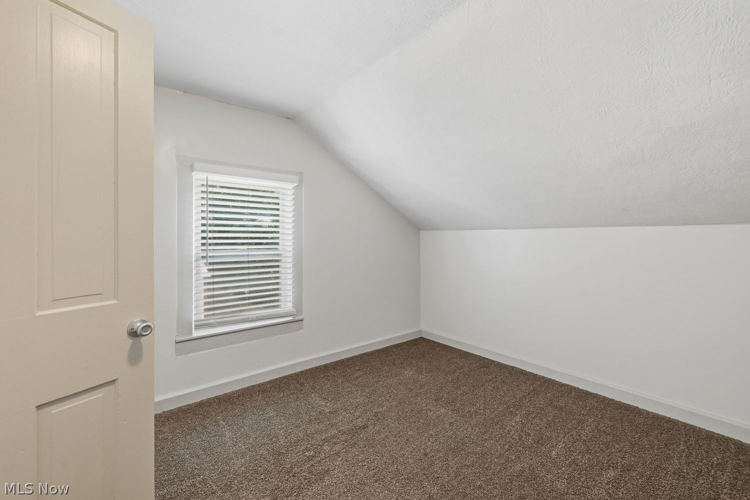 9767 Columbia Road Olmsted Falls OH 44138