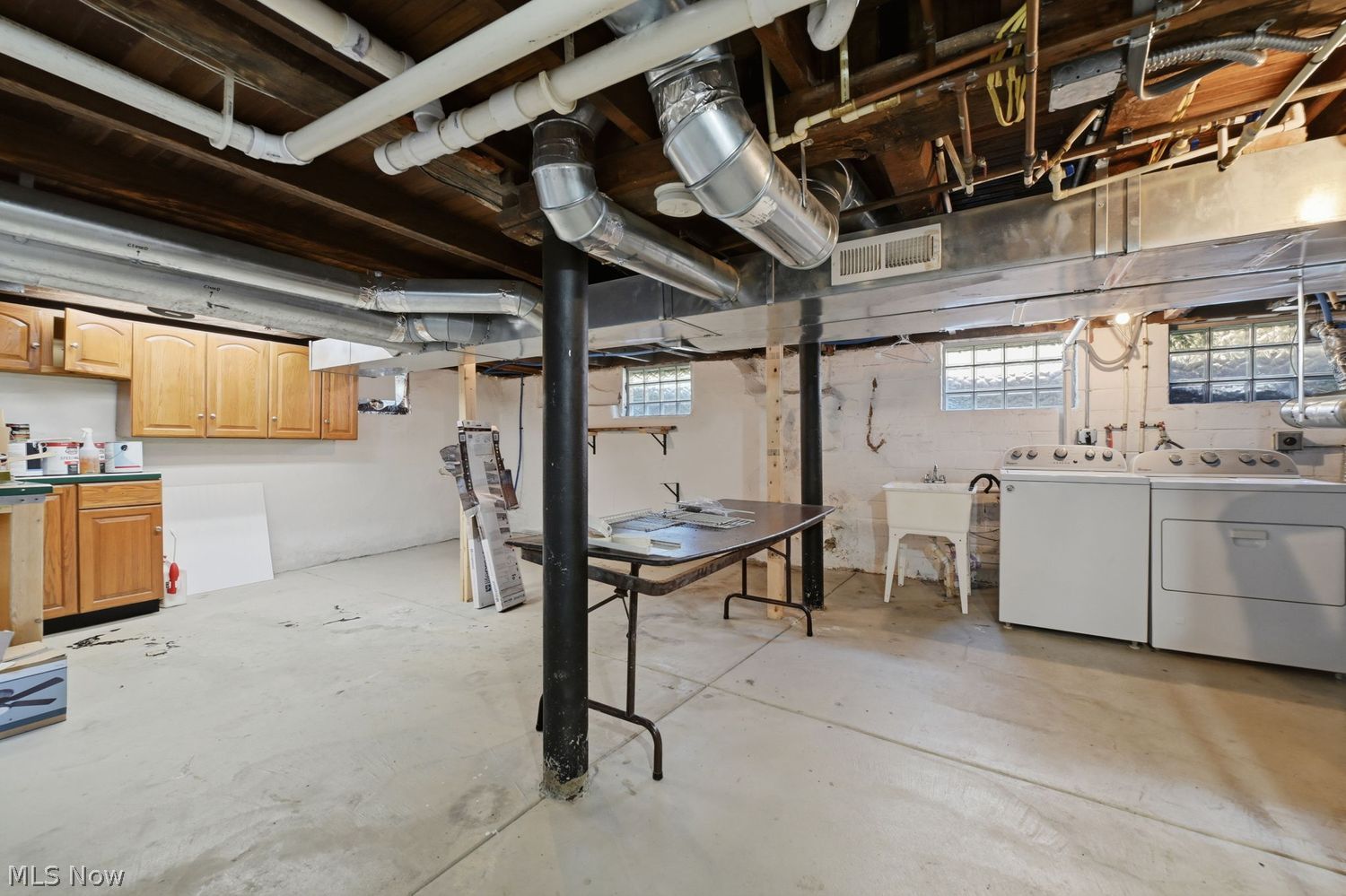 9767 Columbia Road Olmsted Falls OH 44138