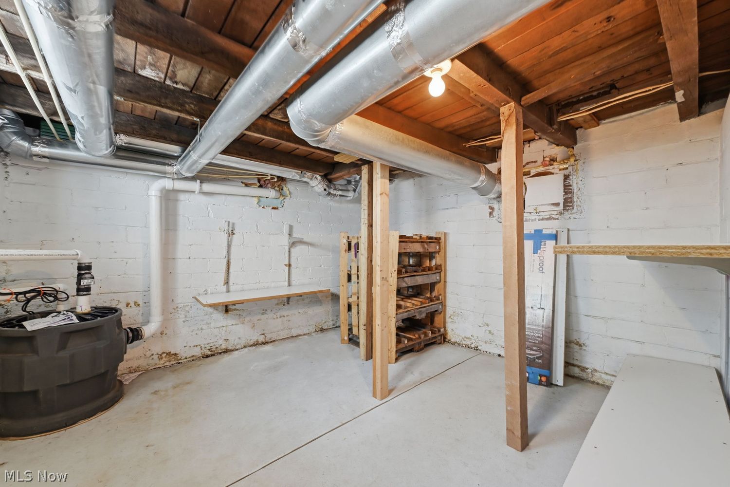 9767 Columbia Road Olmsted Falls OH 44138