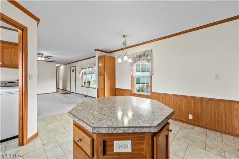 35157 Center Ridge Road North Ridgeville OH 44039