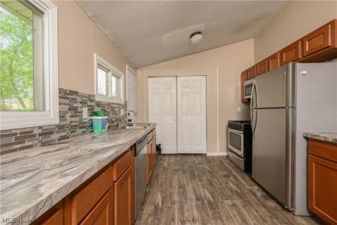 2889 Polly Road Ravenna OH 44266