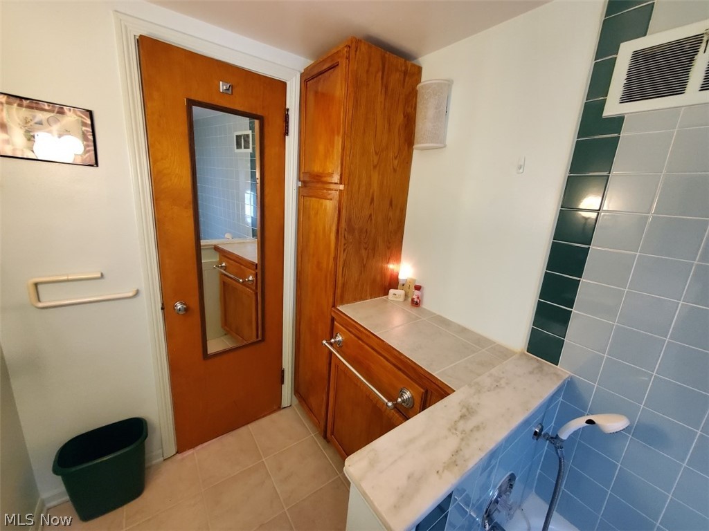 4616 Monticello Boulevard South Euclid OH 44143