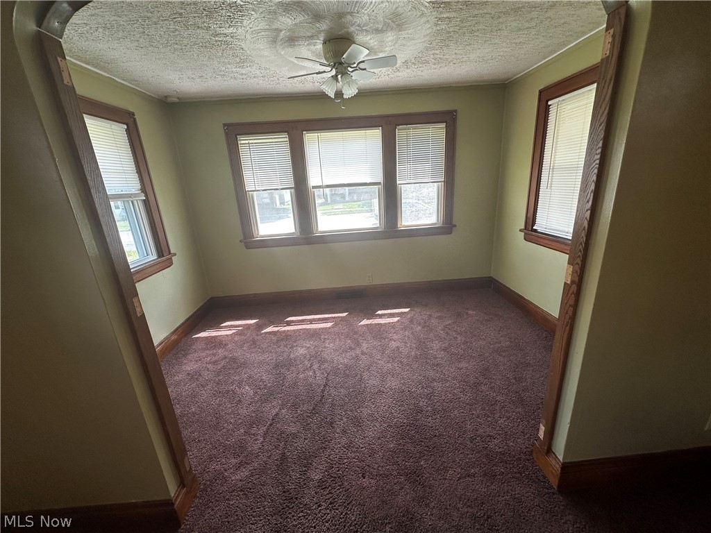 513 W Waterloo Road Akron OH 44314