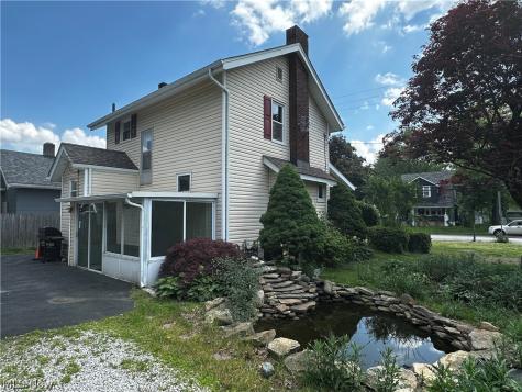 513 W Waterloo Road Akron OH 44314