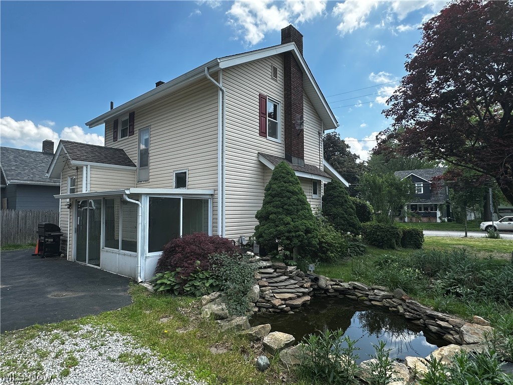 513 W Waterloo Road Akron OH 44314