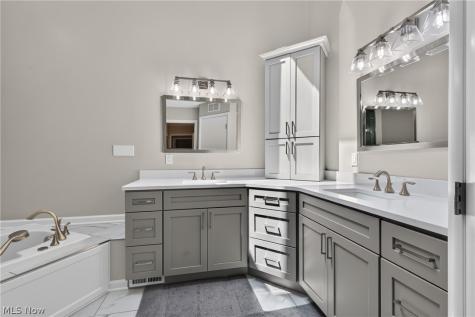 25370 Letchworth Road Beachwood OH 44122