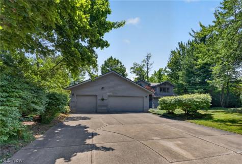 25370 Letchworth Road Beachwood OH 44122