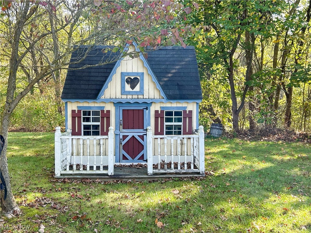 1115 Scoville North Road Vienna OH 44473