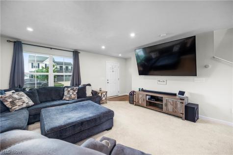 4741 Olivia Way Lorain OH 44053