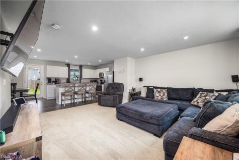 4741 Olivia Way Lorain OH 44053