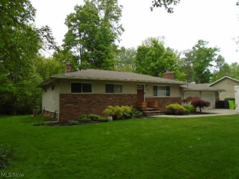9394 Ledge Acres Drive Macedonia OH 44056