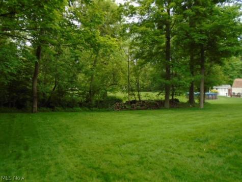 9394 Ledge Acres Drive Macedonia OH 44056