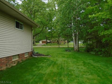 9394 Ledge Acres Drive Macedonia OH 44056