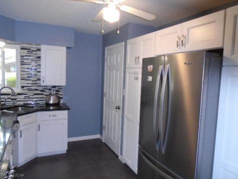 9394 Ledge Acres Drive Macedonia OH 44056
