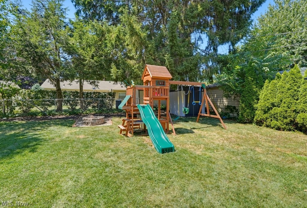 4526 W 228th Street Fairview Park OH 44126