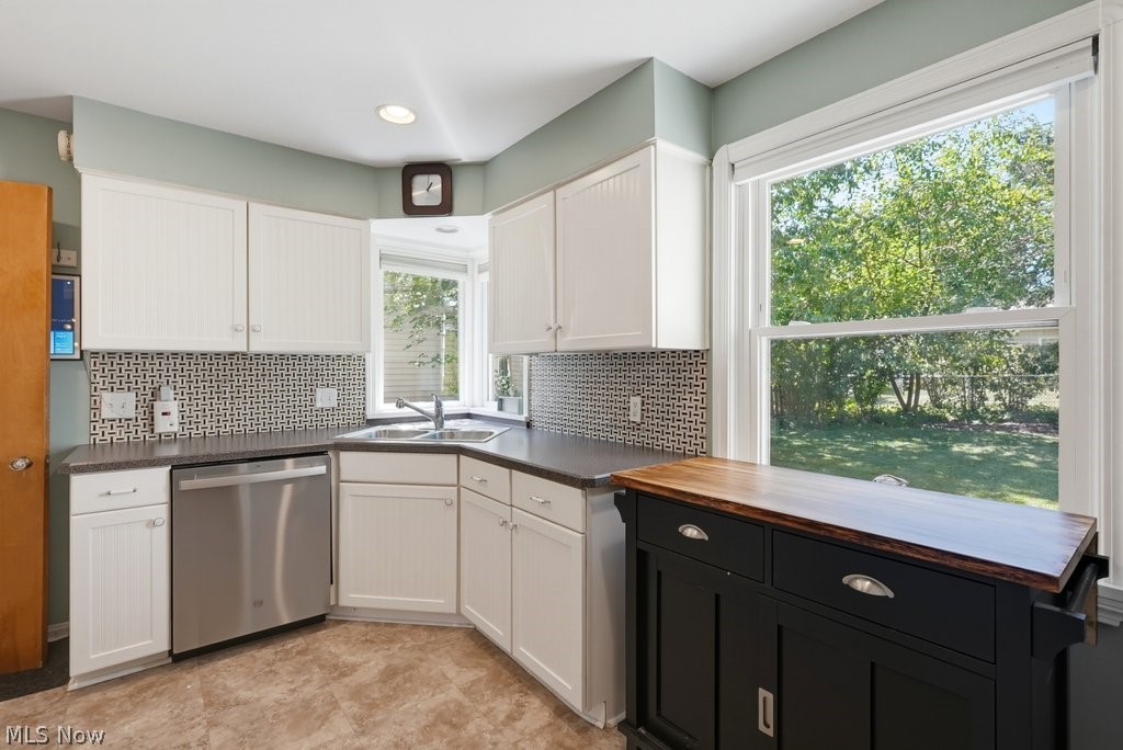 4526 W 228th Street Fairview Park OH 44126