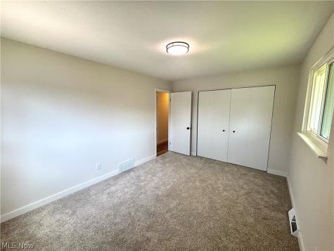 21113 Willow Lane Strongsville OH 44149
