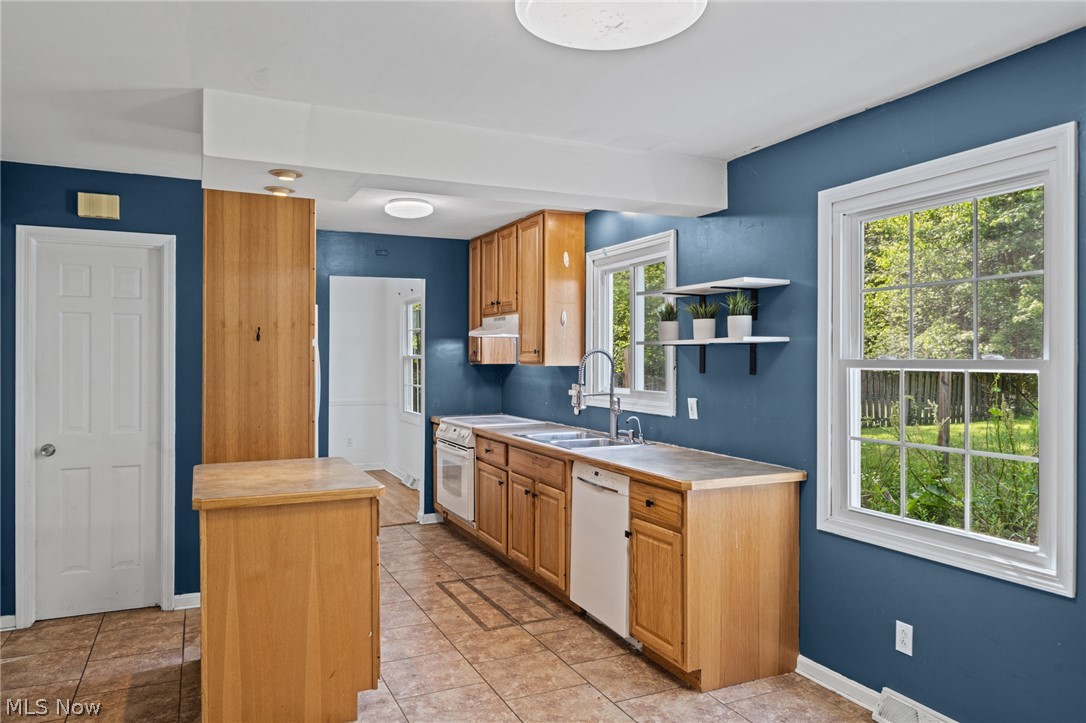 928 Andrews Road Medina OH 44256
