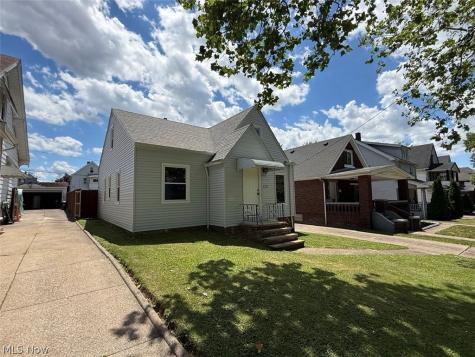 8314 Vineyard Avenue Cleveland OH 44105