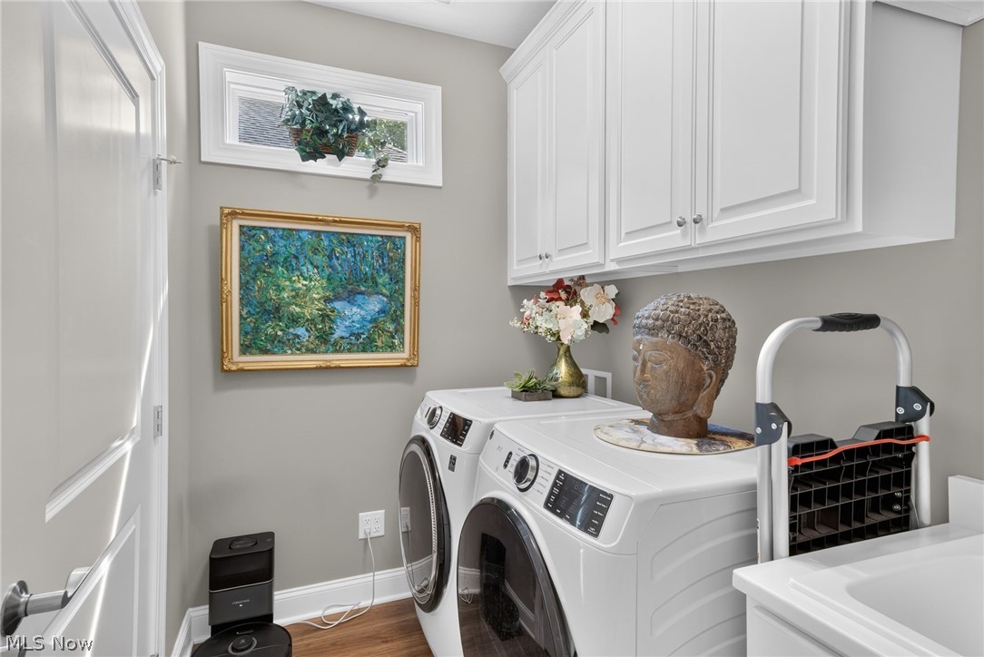 2060 Hawthorn Court Green OH 44720