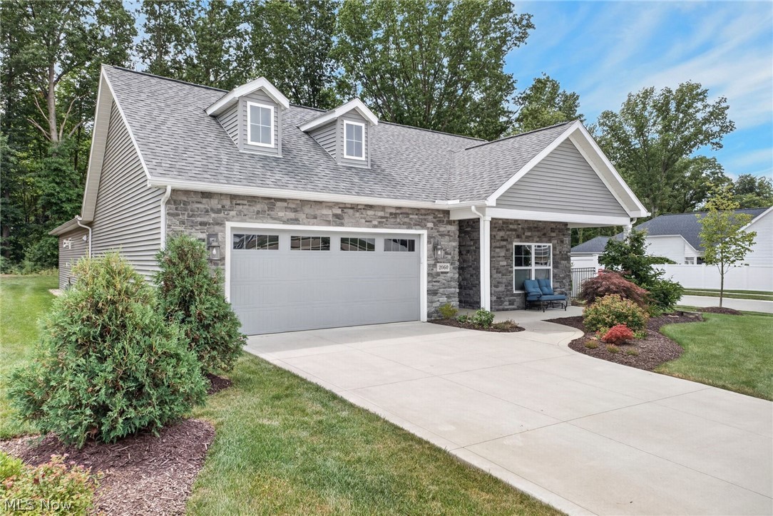 2060 Hawthorn Court Green OH 44720