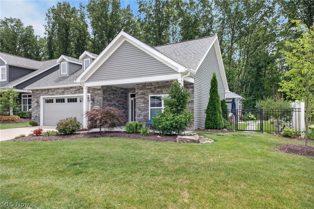 2060 Hawthorn Court Green OH 44720
