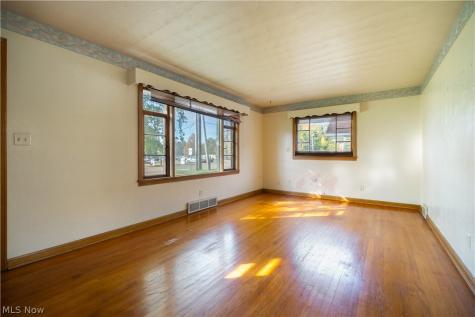 4116 Middlebranch Avenue NE Canton OH 44705