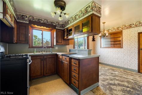4116 Middlebranch Avenue NE Canton OH 44705