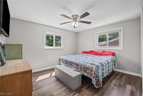 1253 Golden Gate Boulevard Mayfield Heights OH 44124