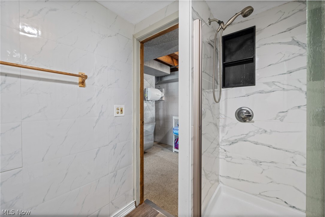 1253 Golden Gate Boulevard Mayfield Heights OH 44124