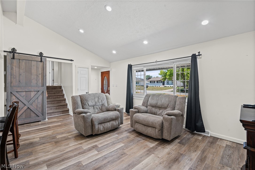 1253 Golden Gate Boulevard Mayfield Heights OH 44124