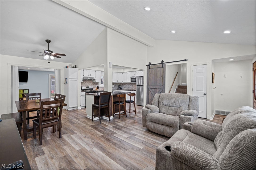 1253 Golden Gate Boulevard Mayfield Heights OH 44124