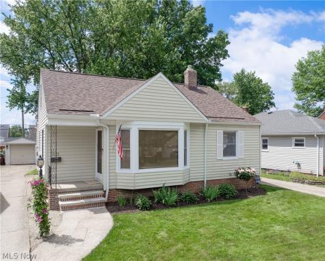 8111 Thornton Drive Parma OH 44129