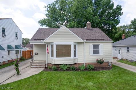 8111 Thornton Drive Parma OH 44129