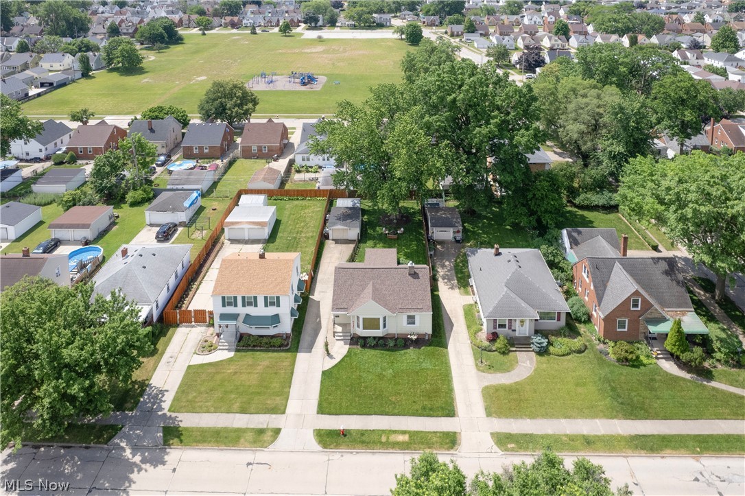 8111 Thornton Drive Parma OH 44129