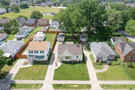 8111 Thornton Drive Parma OH 44129