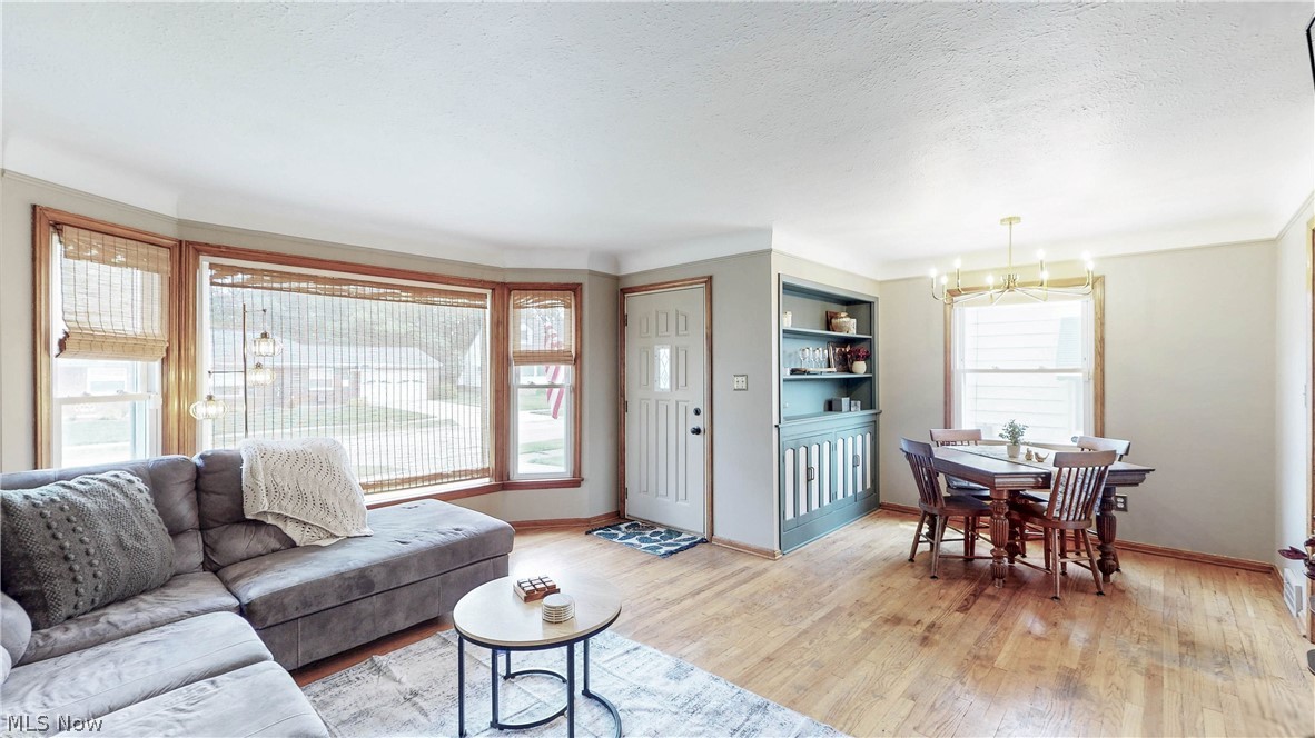 8111 Thornton Drive Parma OH 44129