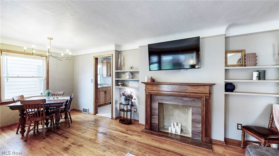 8111 Thornton Drive Parma OH 44129