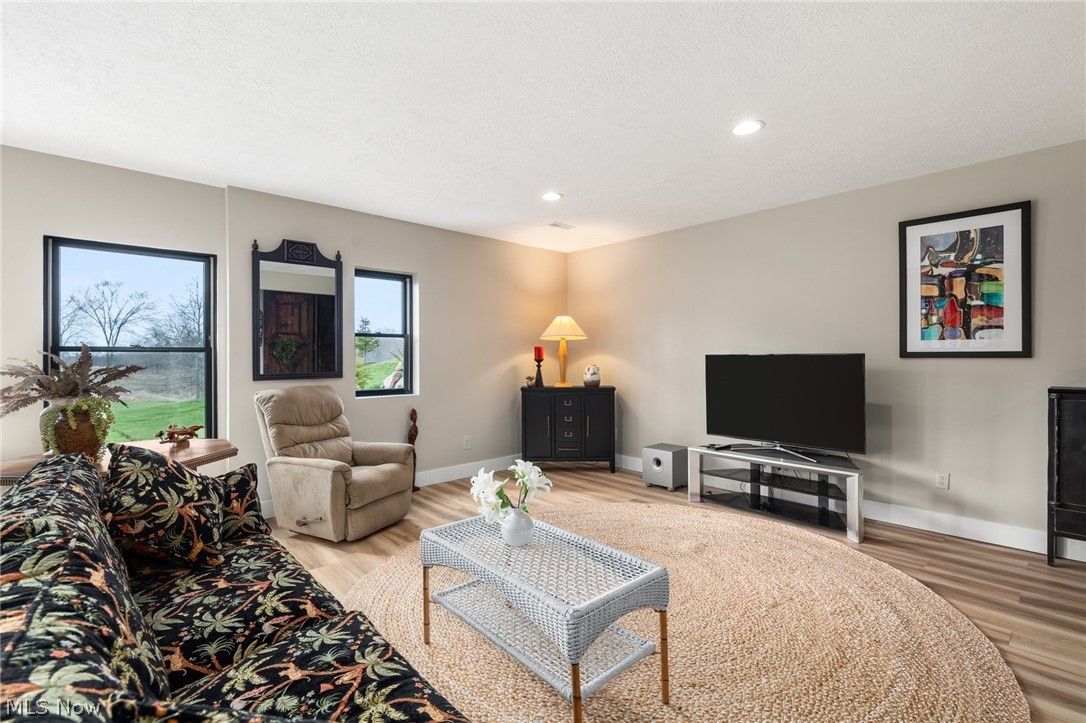 1258 Township Road 1453 Ashland OH 44805