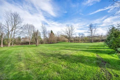 2160 Boston Road Hinckley OH 44233